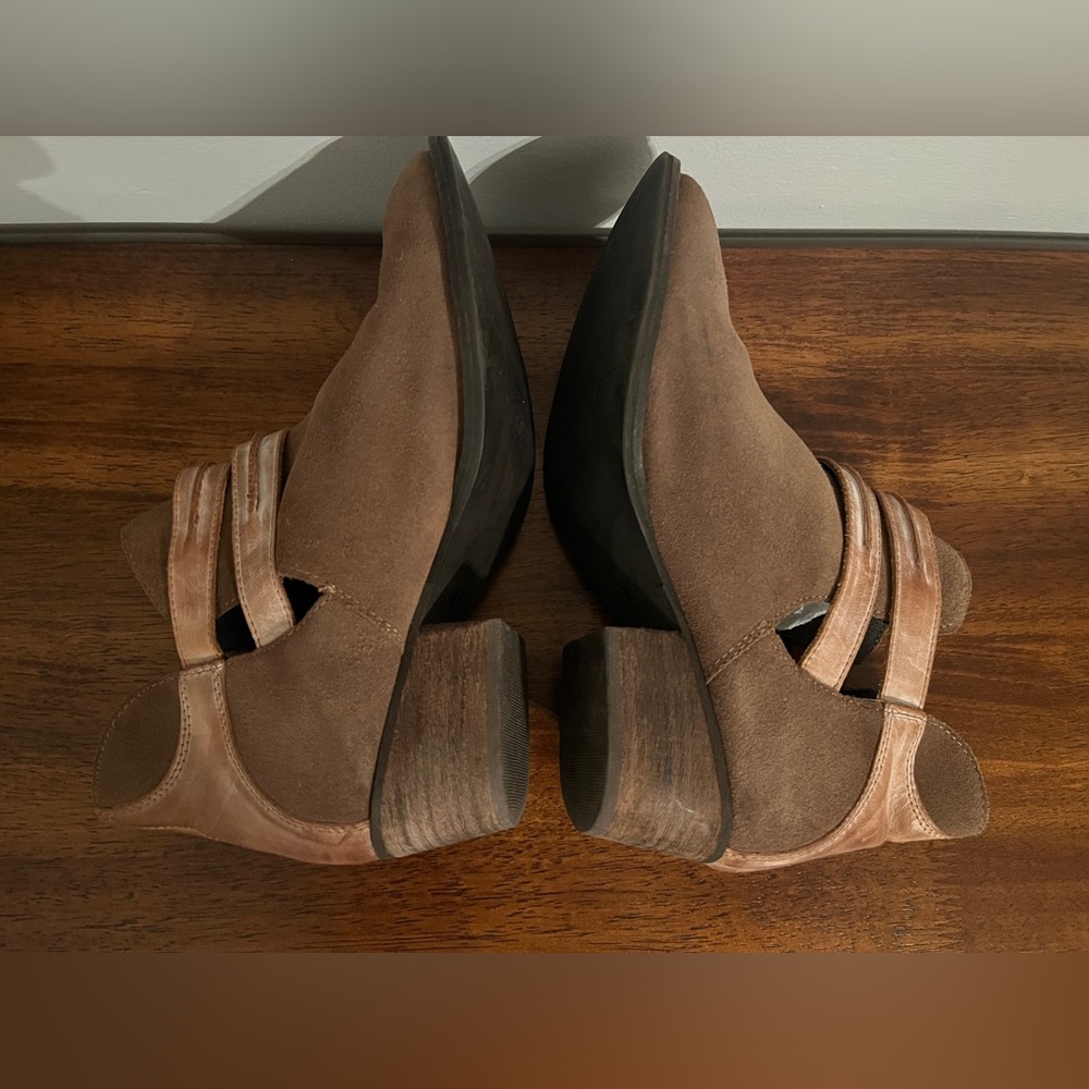 Steve Madden Brown Rascal Booties Size 8 Euc - image 4